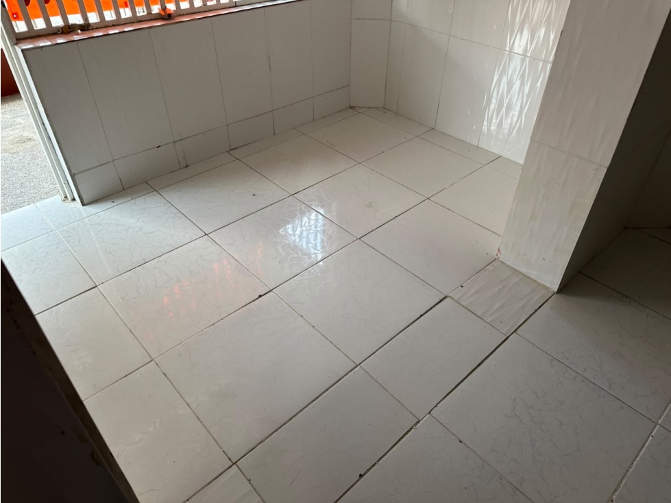 LOCAL EN ARRIENDO EN BELEN SAN BERNARDO — foto 4