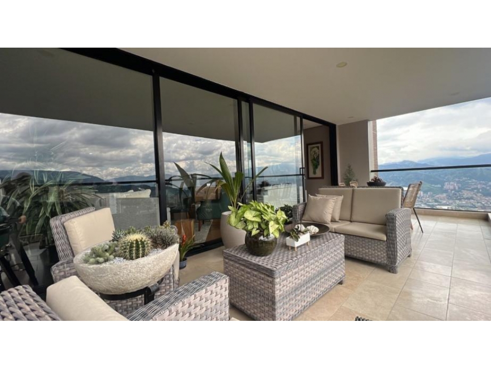 Venta de apartamento en Medellin El Poblado Los Balsos — foto 2