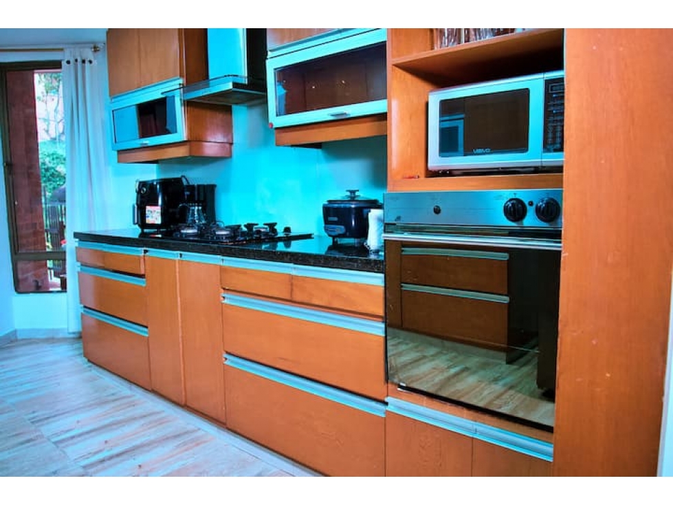 Apartamento para la venta en Medellin Poblado Los Parra — foto 6