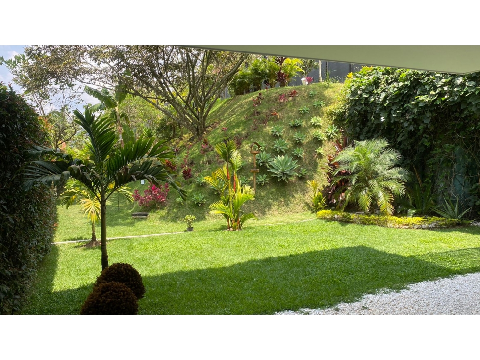 Casa para la venta en Envigado la Calleja — foto 2