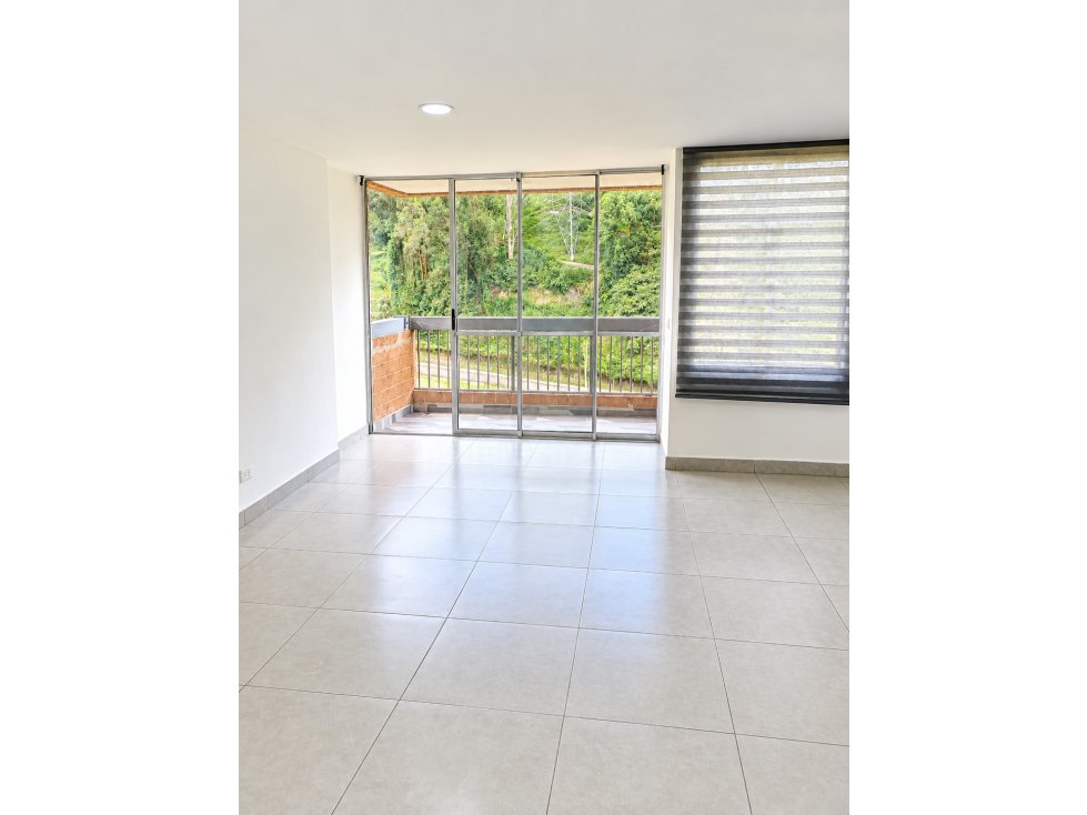 Apartamento para venta en Loma del Indio Medellín — foto 4
