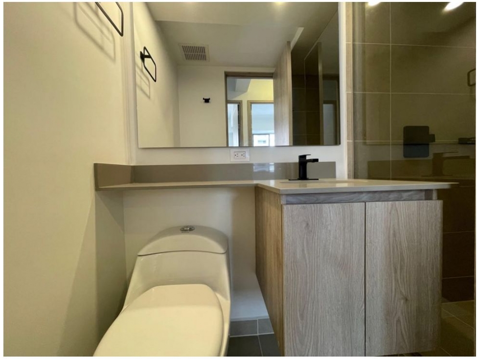 Apartamento en venta en el Poblado sector Ciudad del Río — foto 4