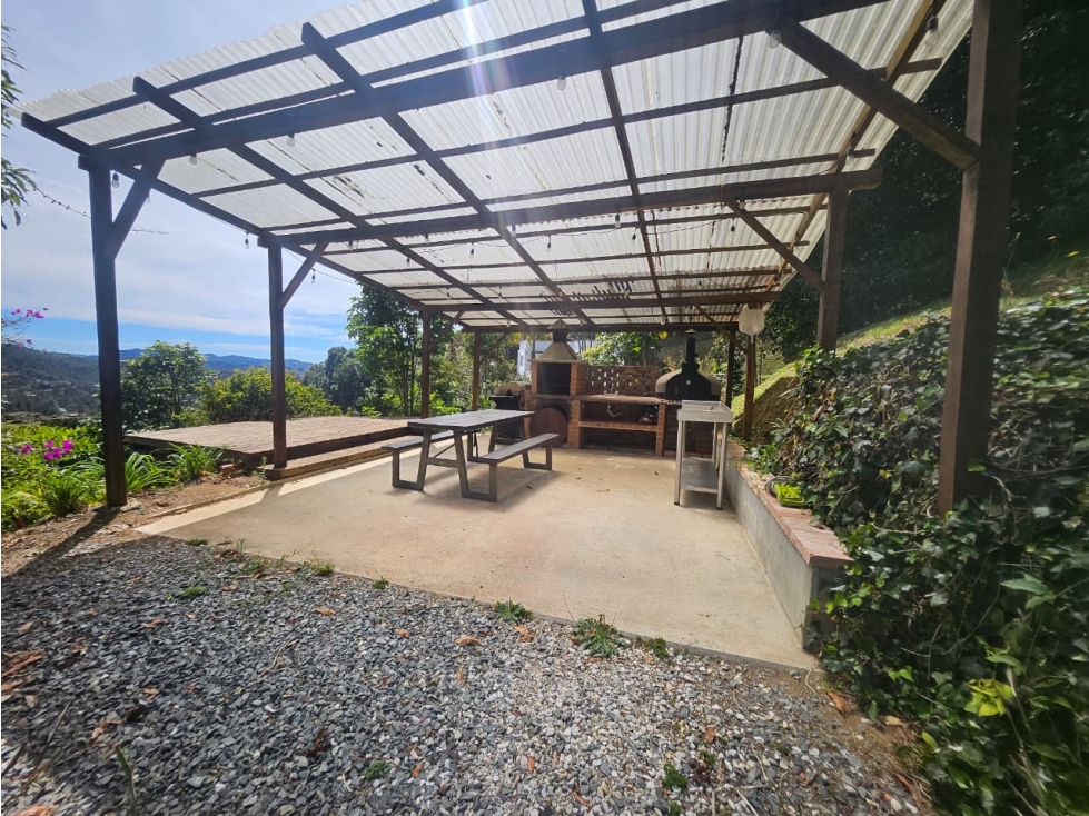 Casa para arriendo en Envigado Loma del Escobero — foto 4
