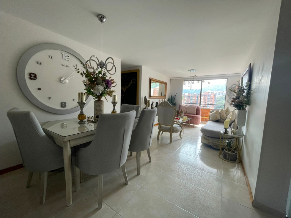 Apartamento en venta Medellin Loma de los Bernal — foto 4
