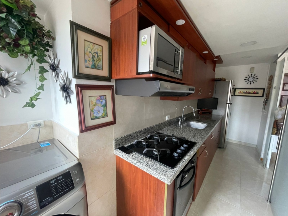 Apartamento en venta Medellin Loma de los Bernal — foto 6