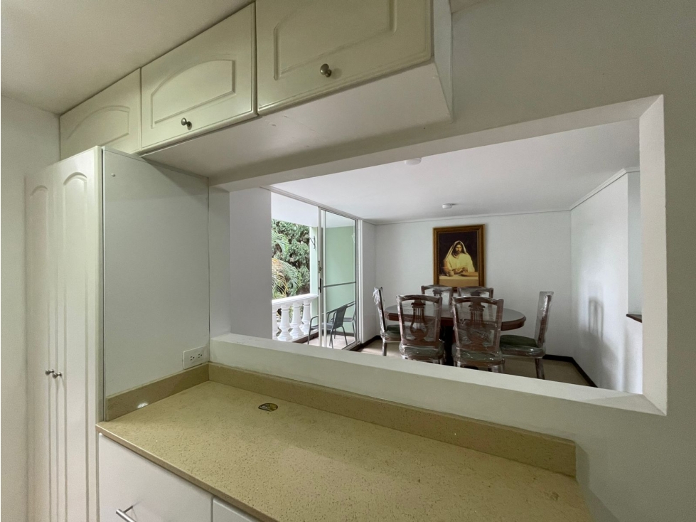 Casa para la venta en Medellin Loma de Los Bernal — foto 4