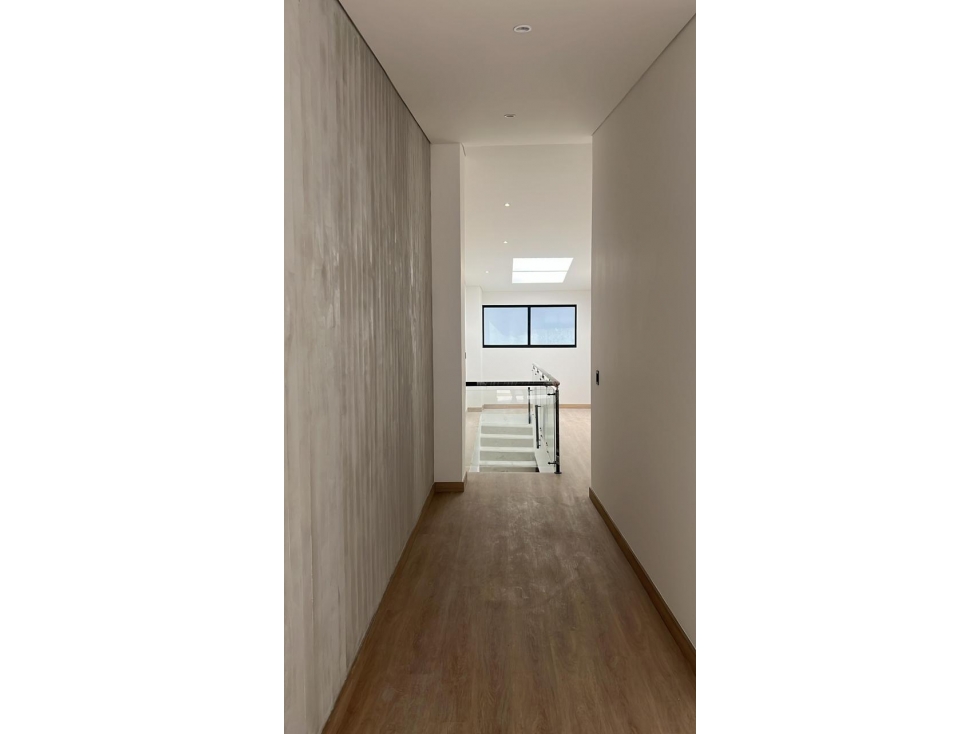 SE VENDE PENT HOUSE EN LAURELES — foto 4