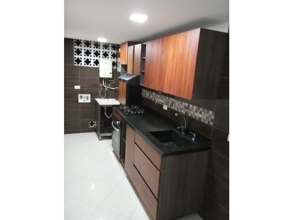 Apartamento para la venta en Envigado sector Uribe Angel — foto 4