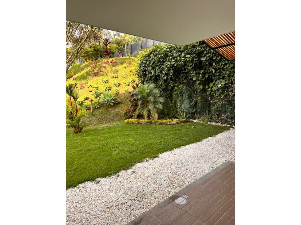 Casa para la venta en Envigado la Calleja