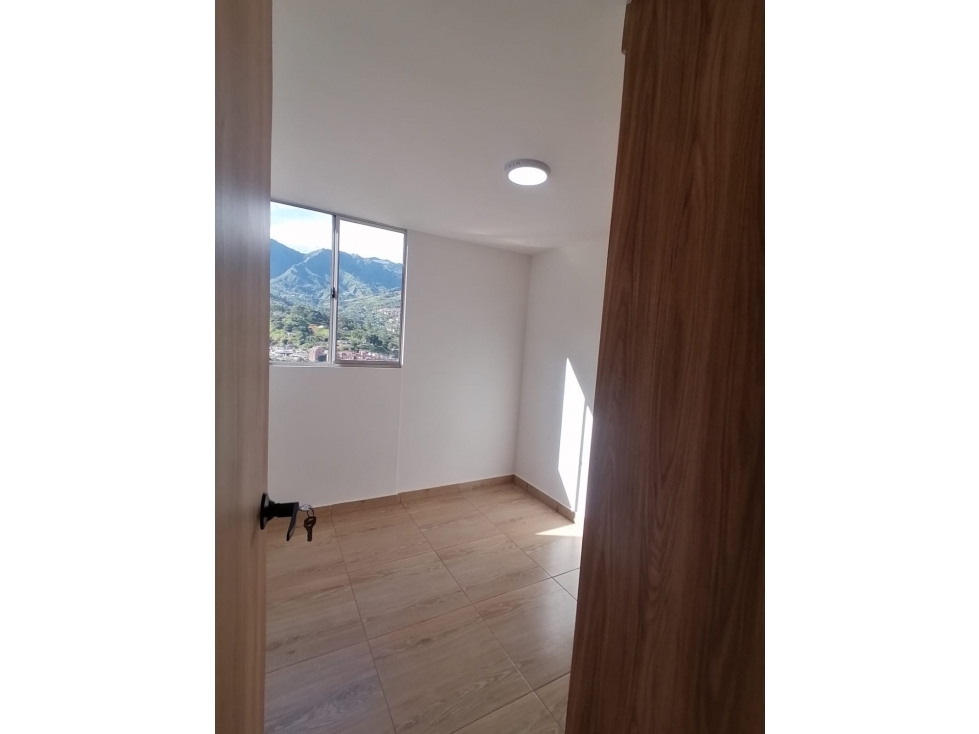 Apartamento en venta en La Primavera Bello — foto 6