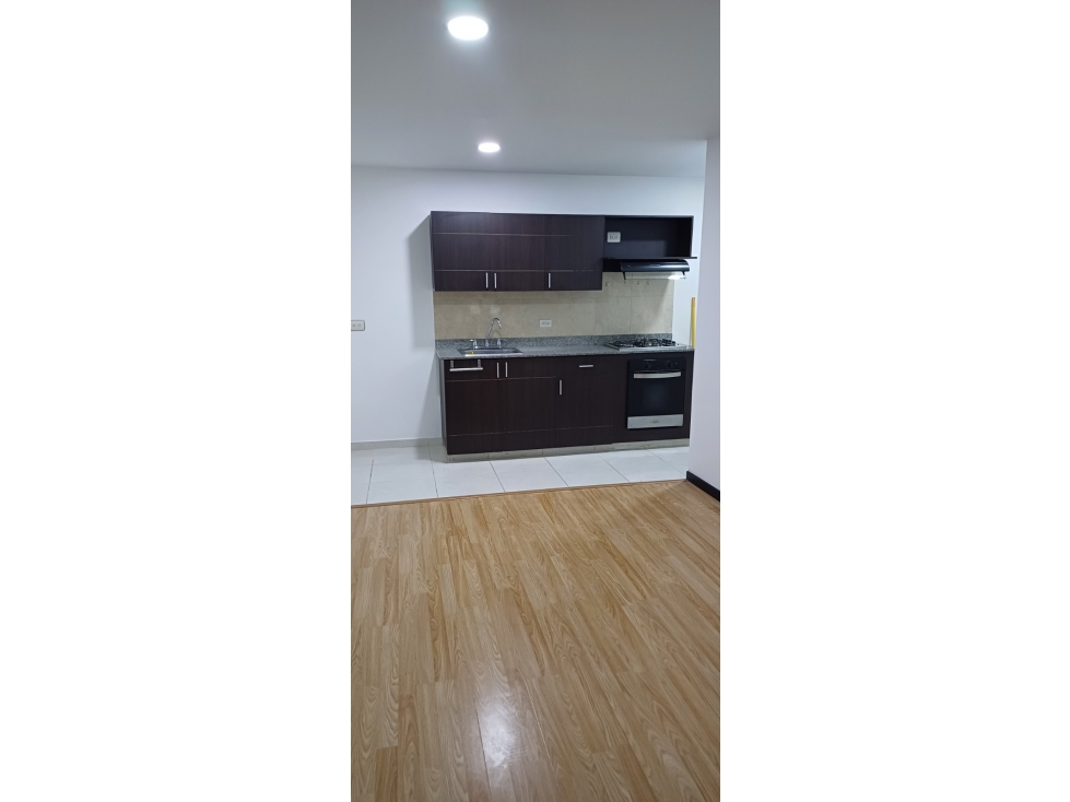 Apartamento para arriendo en Ciudad del Río El Poblado — foto 2