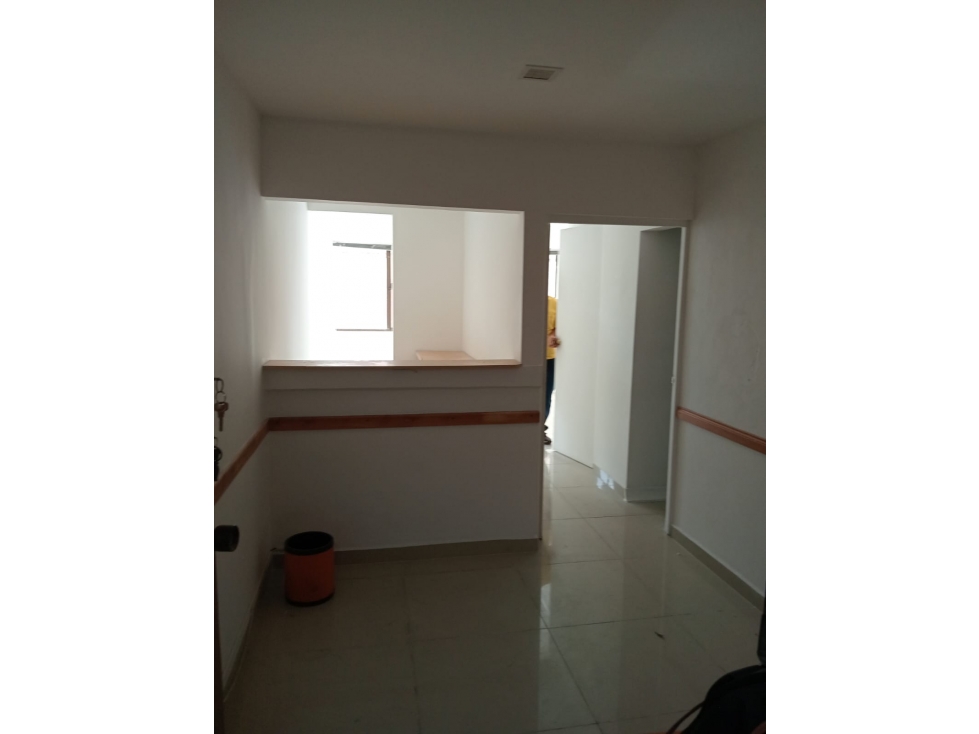 OFICINA O CONSULTORIO A LA VENTA EN LA CANDELARIA — foto 4