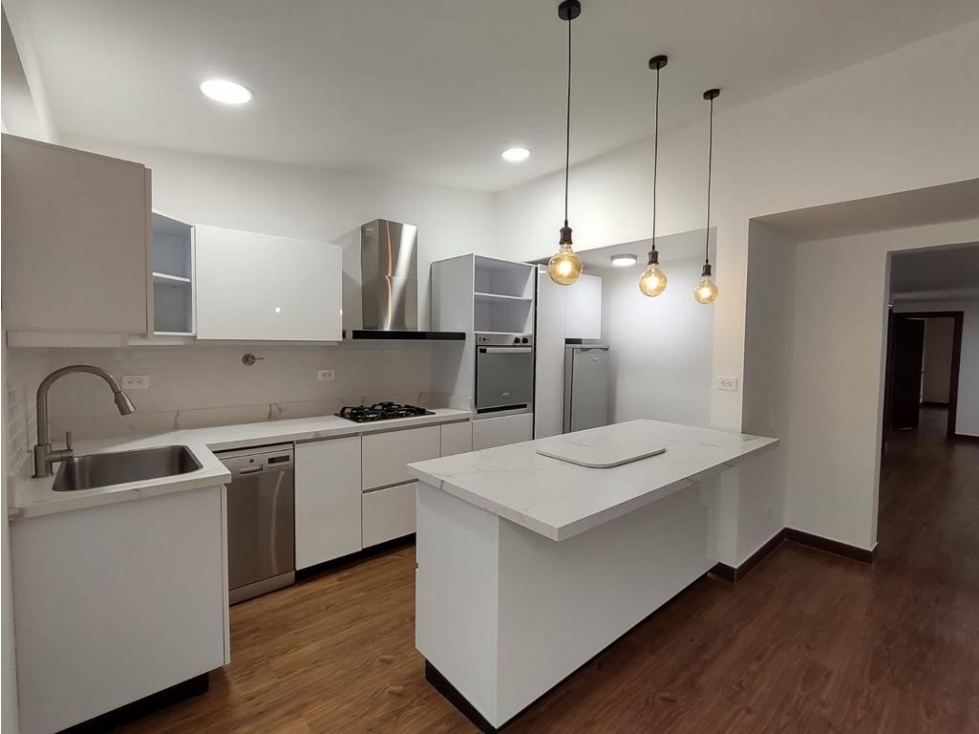 Casa para venta en la Mota Medellin