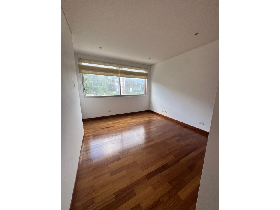 Apartamento para arriendo en el Poblado Los Balsos — foto 6