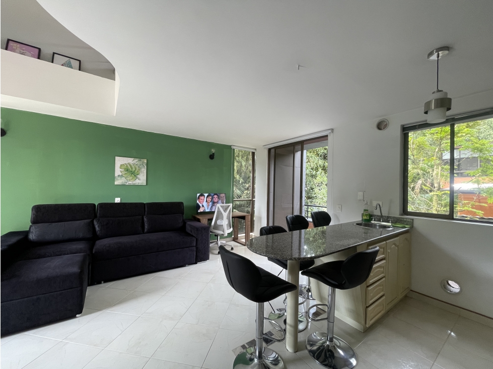 Apartamento amoblado para arriendo en Los Balsos El Poblado