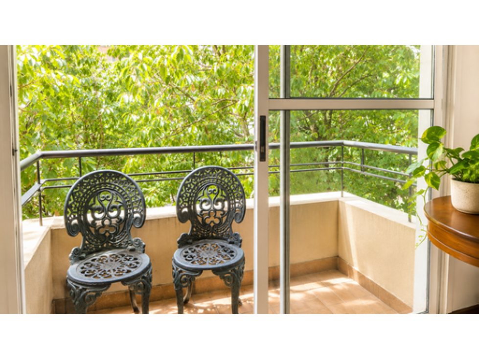 Apartamento par ala venta en Aguacatala Av Las Vegas