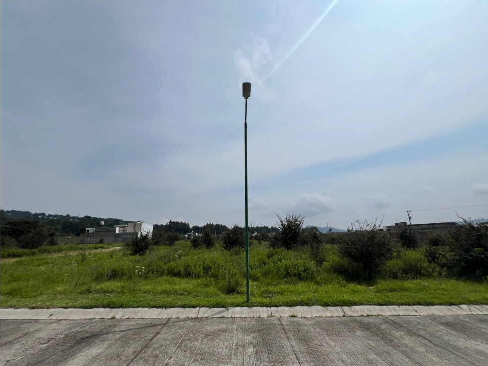 2 Terrenos Bien Ubicados en Venta Fraccionamiento Encinos Patzcuaro