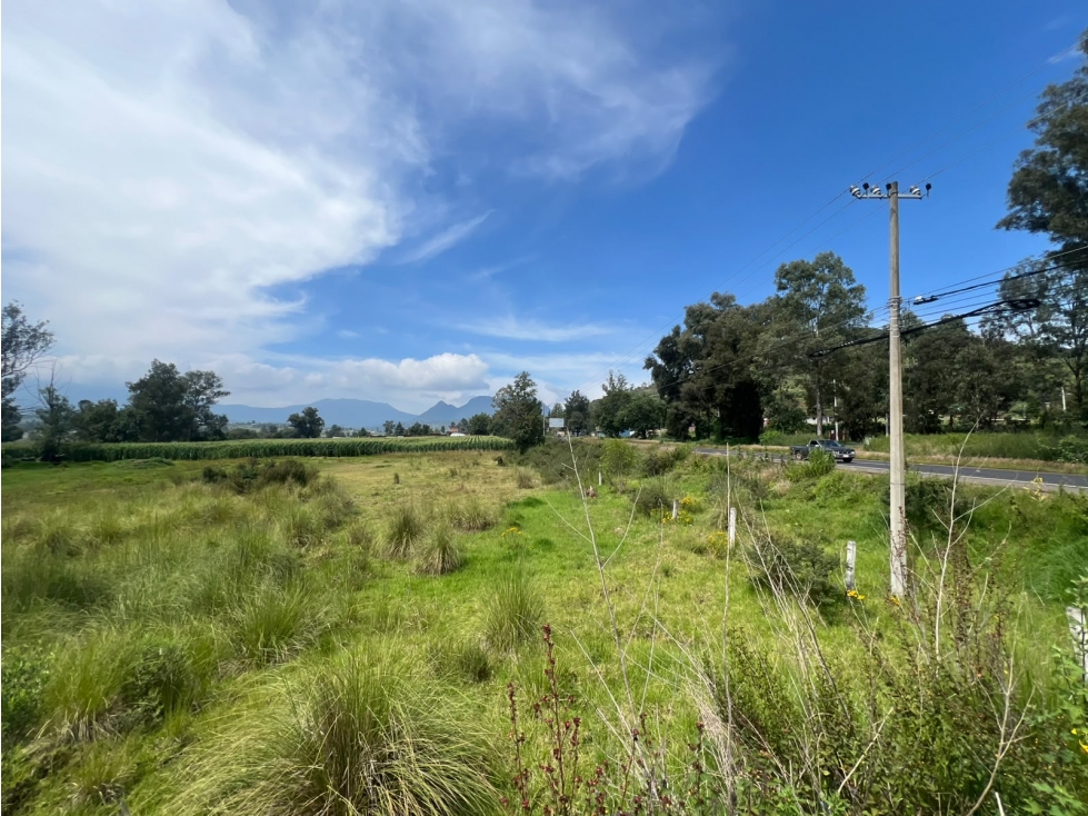 Terreno grande en venta sobre Carretera Pátzcuaro-Morelia - 2