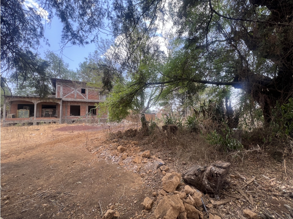 Terreno Grande Centrico en Venta Patzcuaro - 6