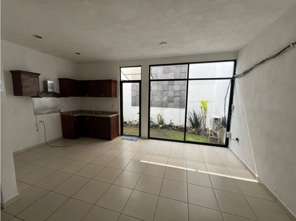 Casa en venta en la Loma Patzcuaro centro con vista al lago