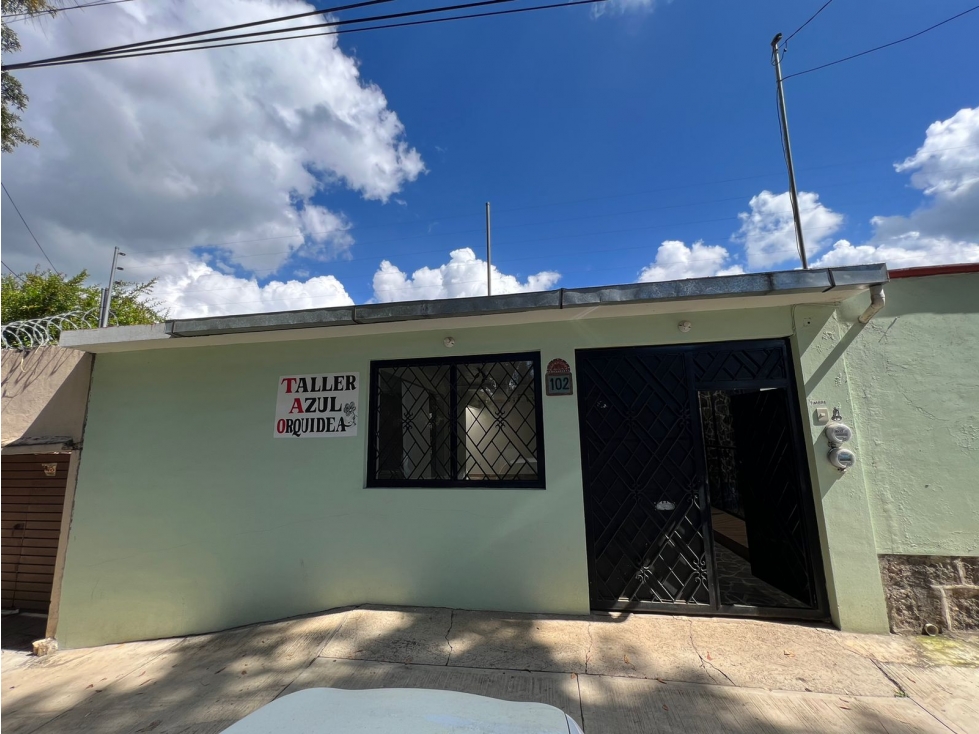 Local comercial sobre avenida principal en renta Pátzcuaro — foto 2