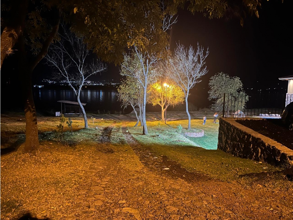 Terrenos en Venta con Orilla al Lago de Patzcuaro Fracc Privado - 3