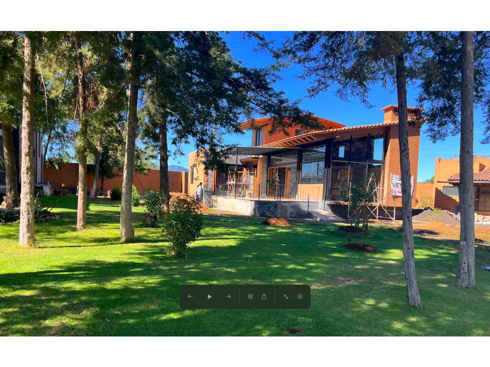 Casa Nueva en Venta Orilla Lago de Patzcuaro Fracc Privado - 2