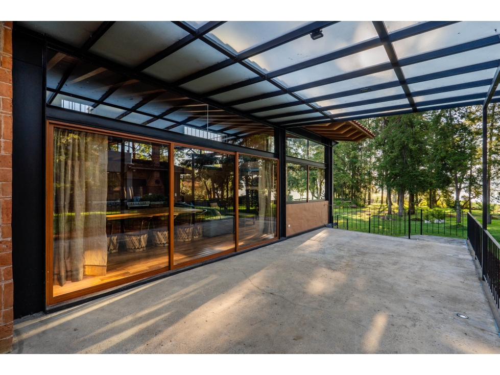 Casa Nueva en Venta Orilla Lago de Patzcuaro Fracc Privado - 4