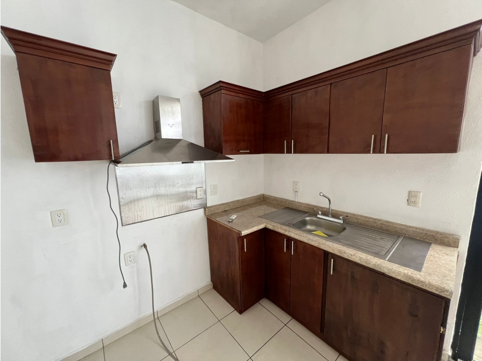 Casa en venta en la Loma Patzcuaro centro con vista al lago — foto 2
