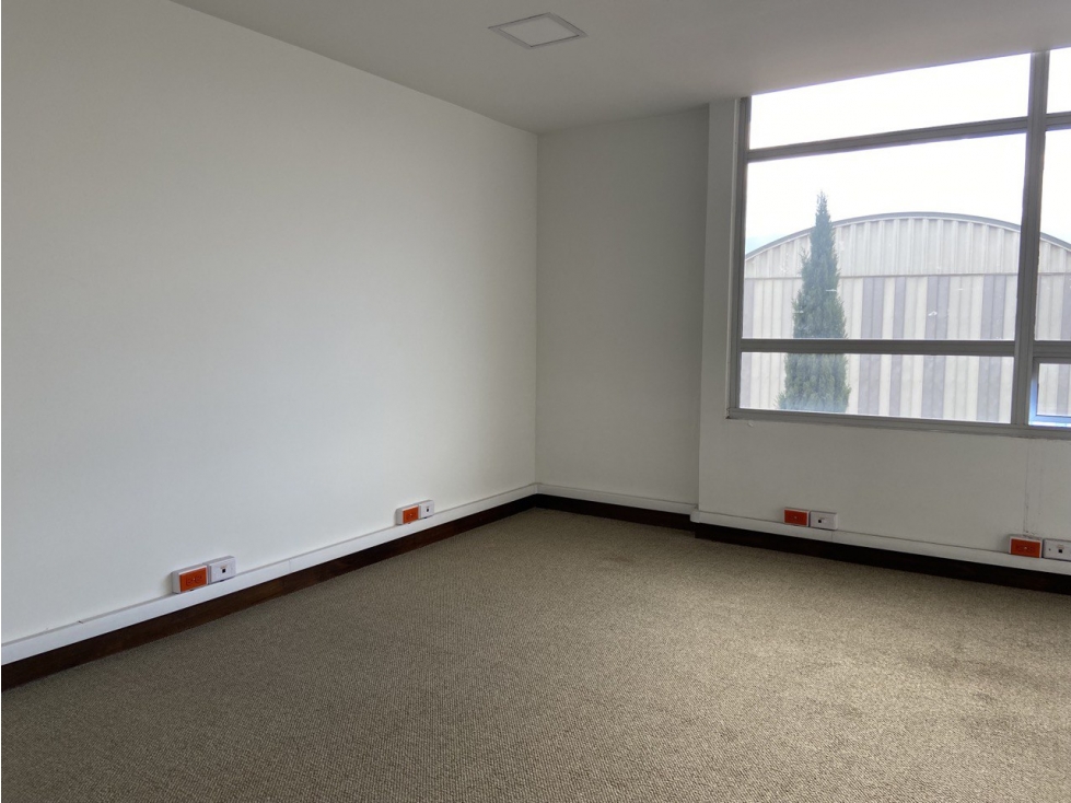 OFICINA EN VENTA TOCANCIPA CENTRO EMPRESARIAL - 1