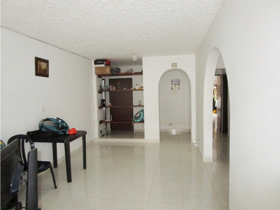 CASA EN VENTA AL SUR DE CALI BARRIO EL REFUGIO — foto 2