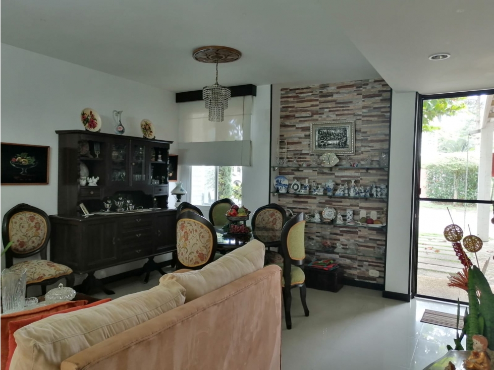 CASA EN VENTA AL SUR DE CALI - HACIENDA EL CASTILLO