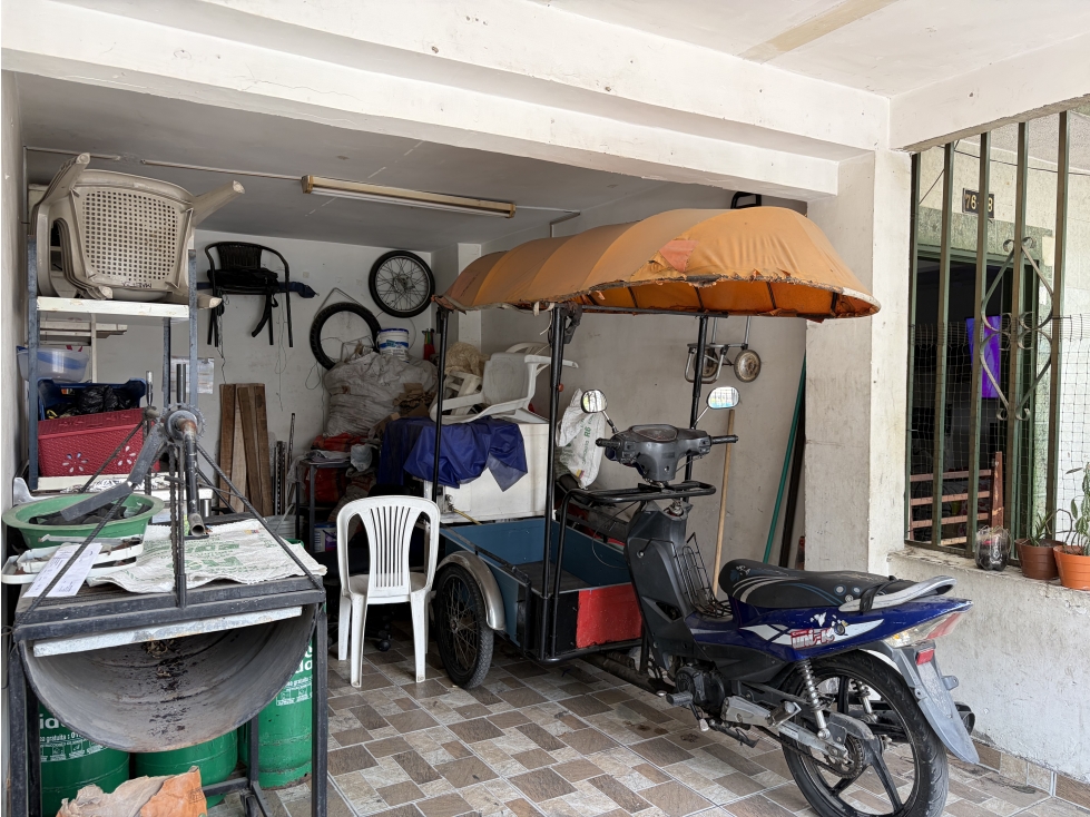 CASA EN VENTA PARA INVERSION BARRIO ALFONSO LOPEZ — foto 2