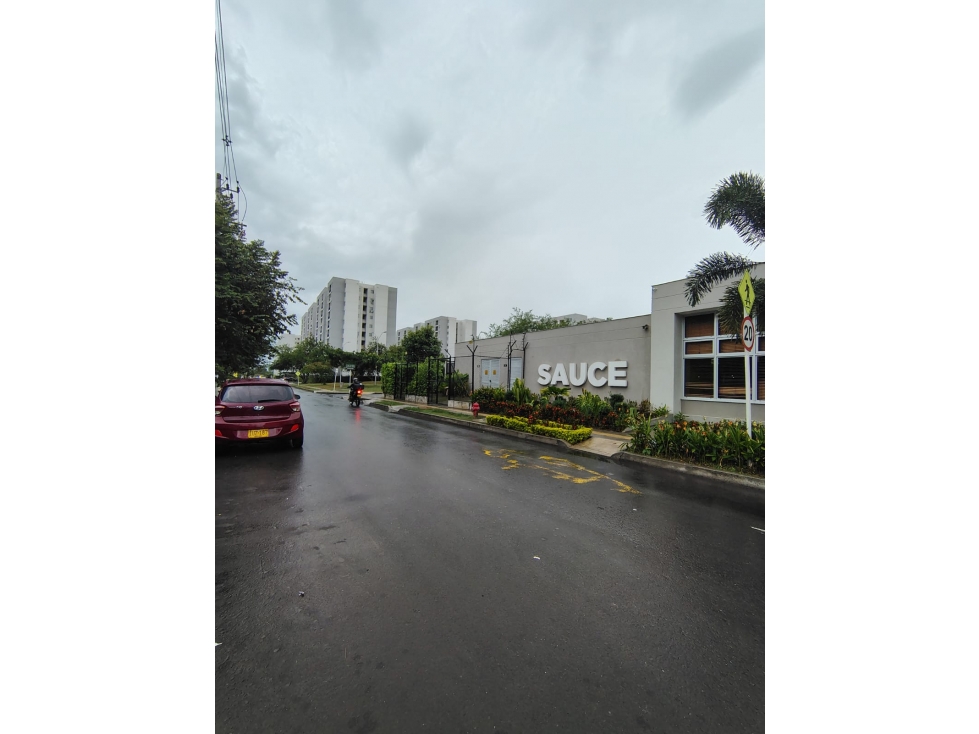 APARTAMENTO EN VENTA AL SUR DE CALI KACHIPAY CR SAUCE — foto 2