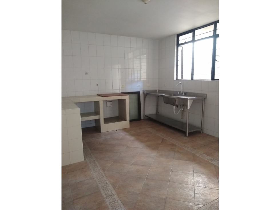 CASA EN VENTA AL NORTE DE CALI BARRIO SAN VICENTE — foto 4