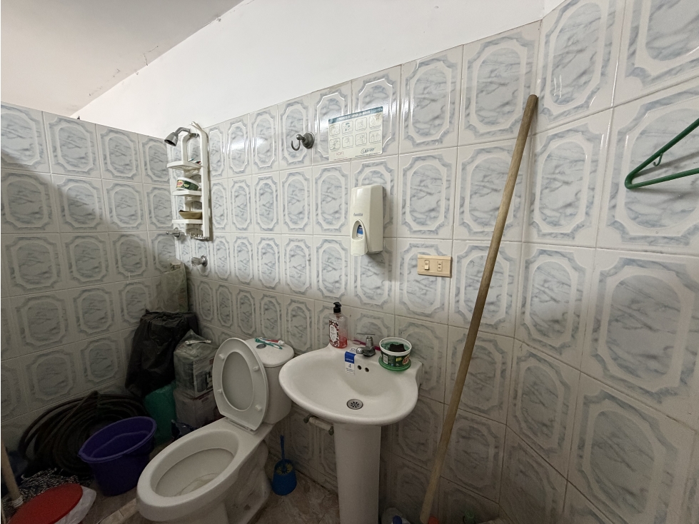 CASA ESQUINERA EN VENTA BARRIO EL JARDIN — foto 5