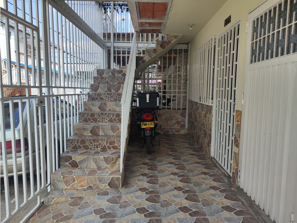 CASA EN VENTA AL ORIENTE CALI BARRIO ALFONSO LOPEZ — foto 4
