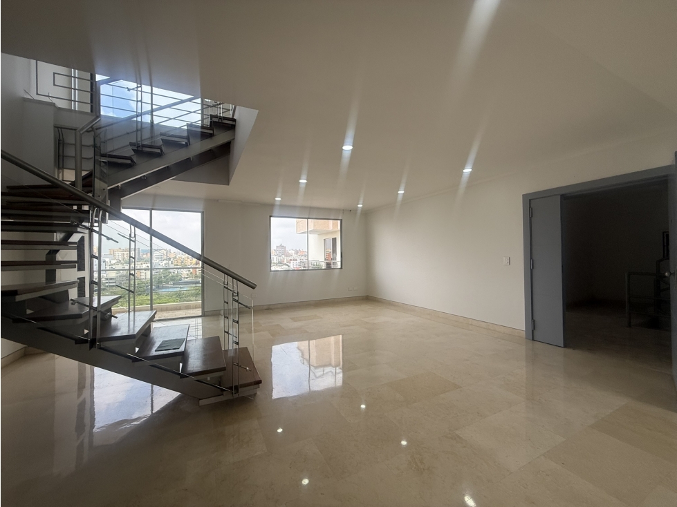 Apartamento Penthouse Dúplex, Altos de Riomar