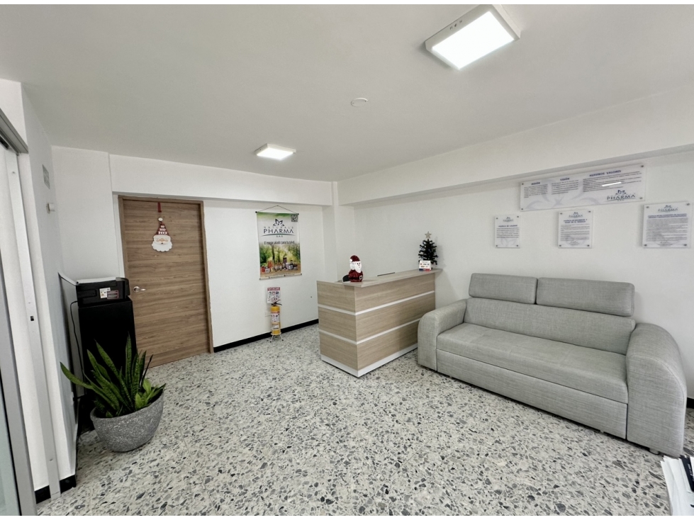 Local comercial con ubicación estratégica en venta, sector Prado. — foto 2
