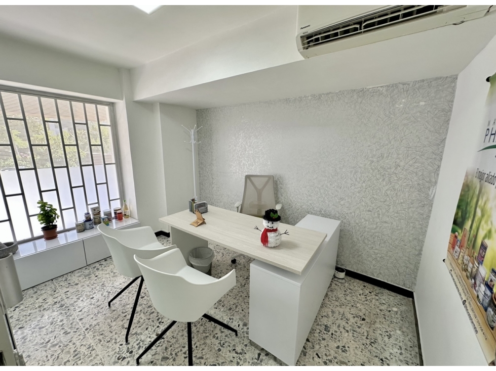 Local comercial con ubicación estratégica en venta, sector Prado. — foto 3