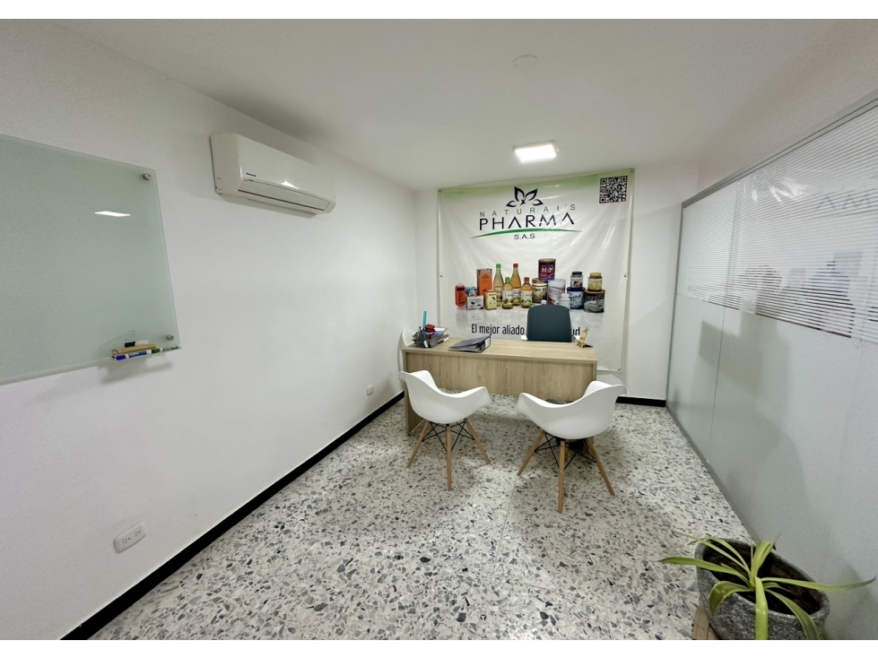 Local comercial con ubicación estratégica en venta, sector Prado. — foto 5
