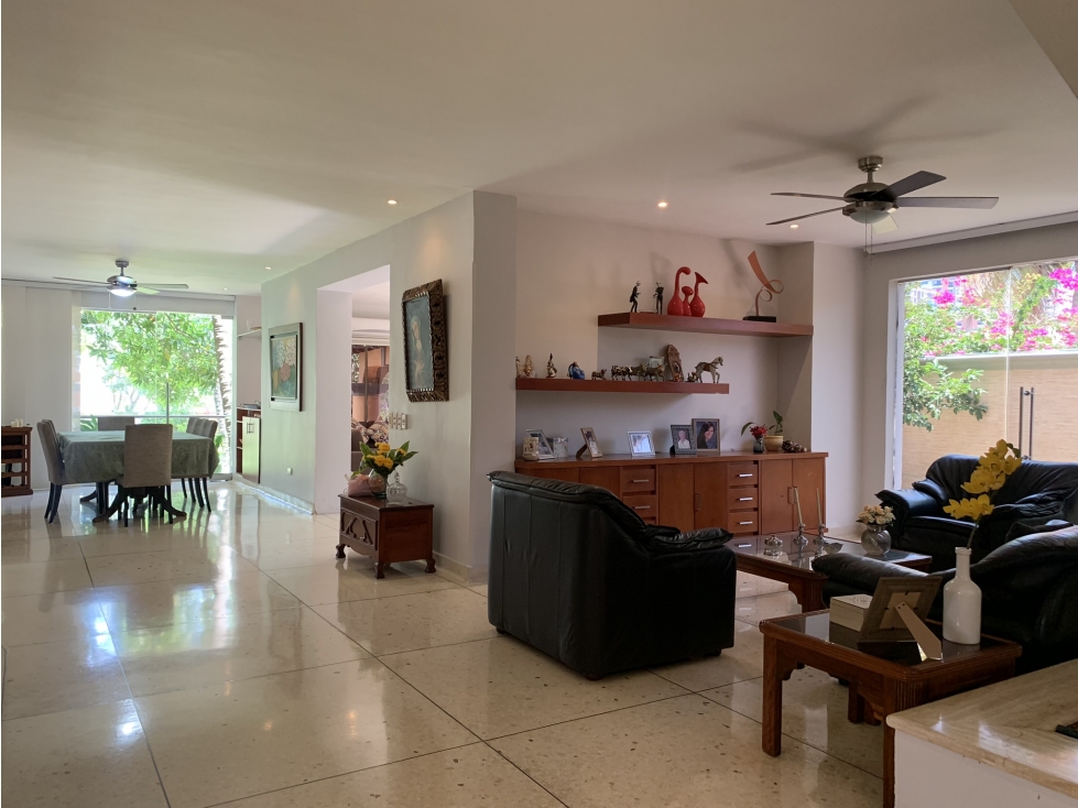 Espectacular Casa en venta o alquiler - Villa Campestre Tradicional