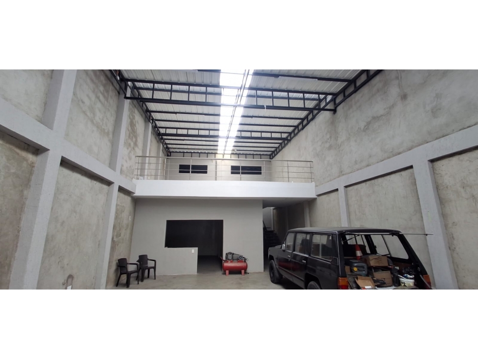SE ARRIENDA BODEGA CASCO ANTIGUO DE FLORIDABLANCA - 4
