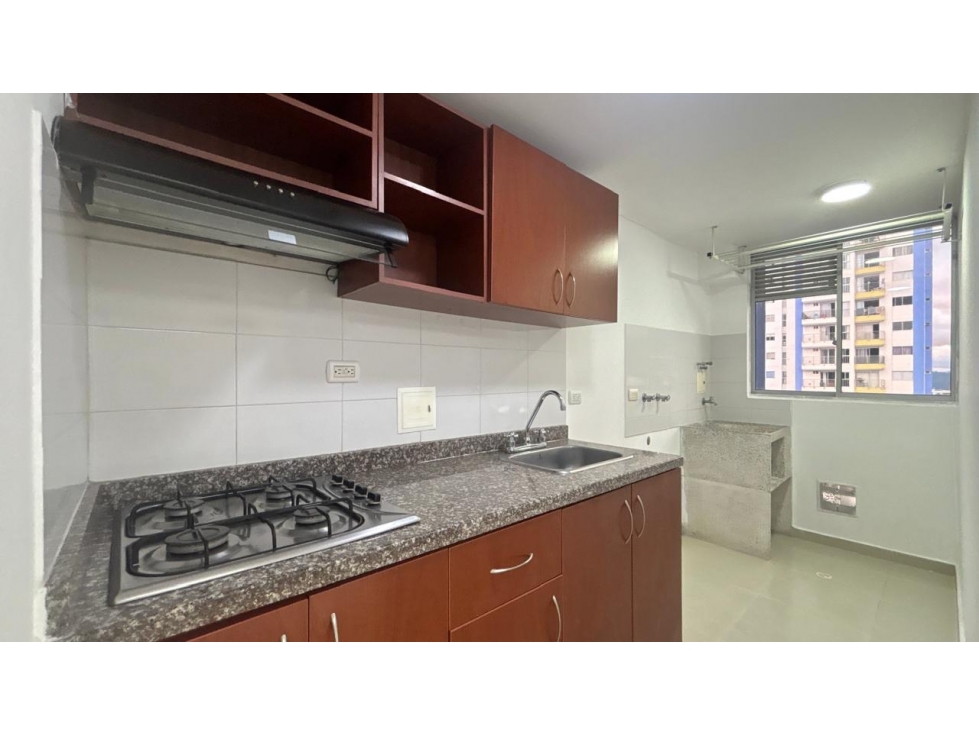 SE ARRIENDA APARTAMENTO EN SAN FRANCISCO BUCARAMANGA — foto 3