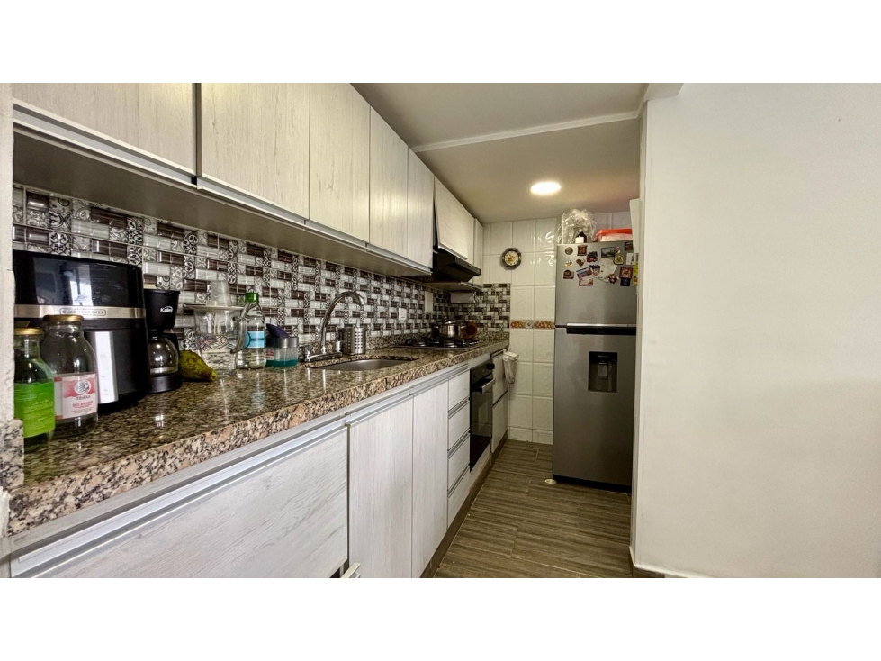 SE VENDE BONITO APARTAMENTO EN PARALELA A FLORIDABLANCA — foto 2