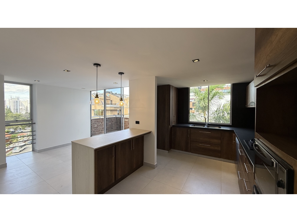 SE VENDE ESPECTACULAR PENTHOUSE EN LA CASTELLANA — foto 6