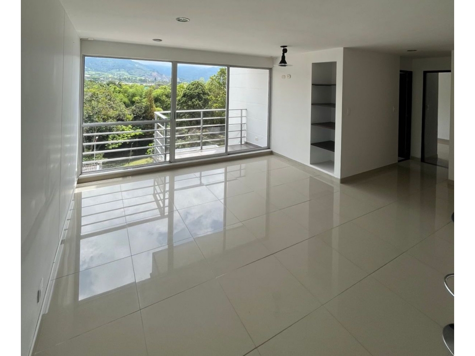 SE VENDE APARTAMENTO EN COINCA