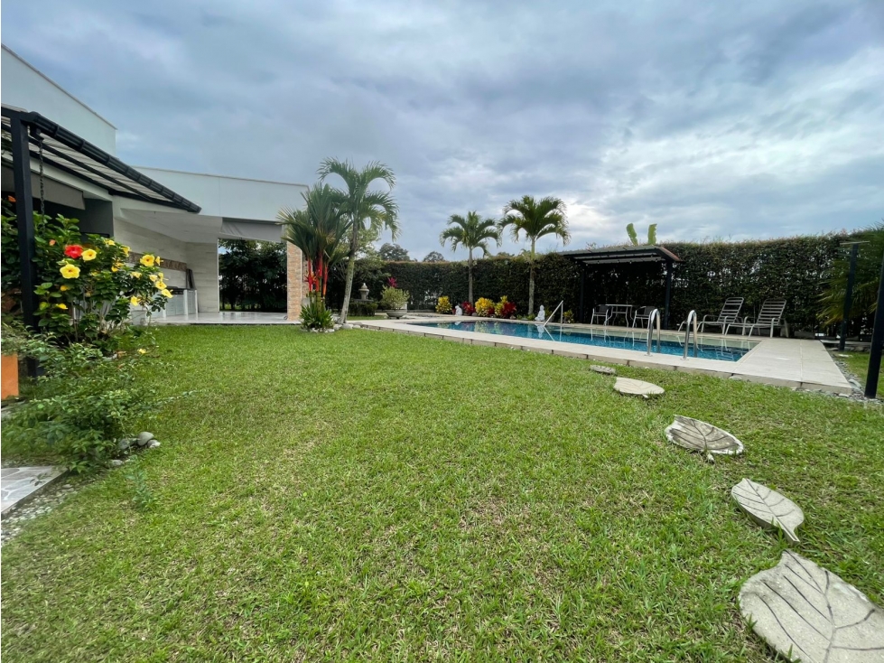 SE VENDE HERMOSA Y AMPLIA CASA CAMPESTRE VIA AL CAIMO — foto 5