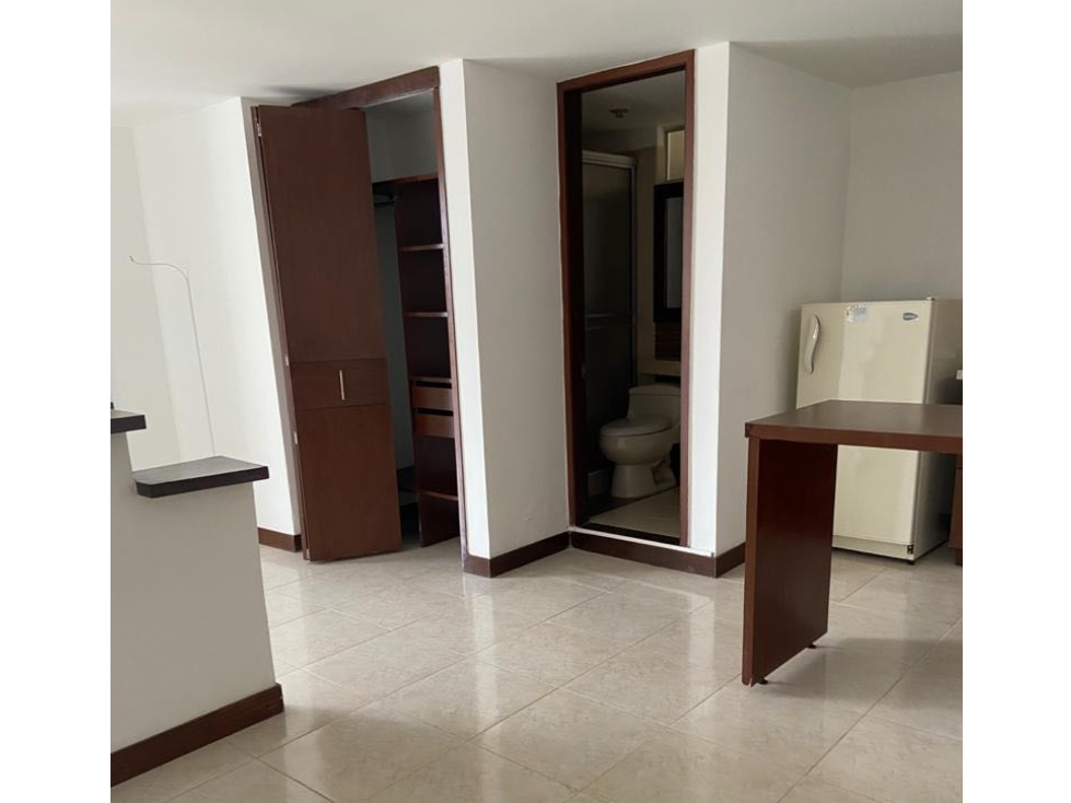 SEVENDE APARTAESTUDIO CERCA A LA AVENIDA BOLIVAR — foto 3