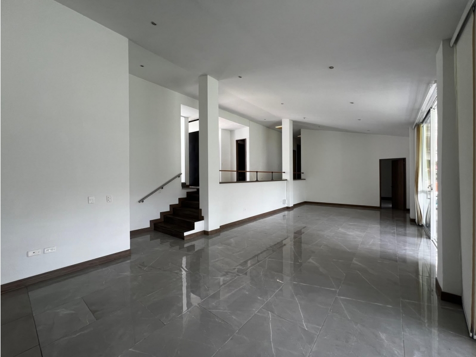 VENTA DE CASA UBICADA VIA AL AEROPUERTO — foto 3